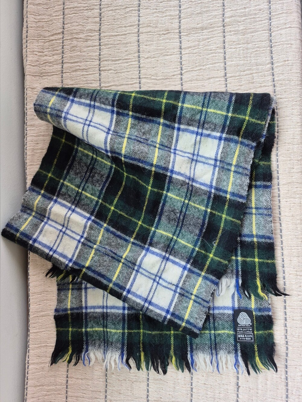 100% Wool Plaid Tartan Scarf With Fringe